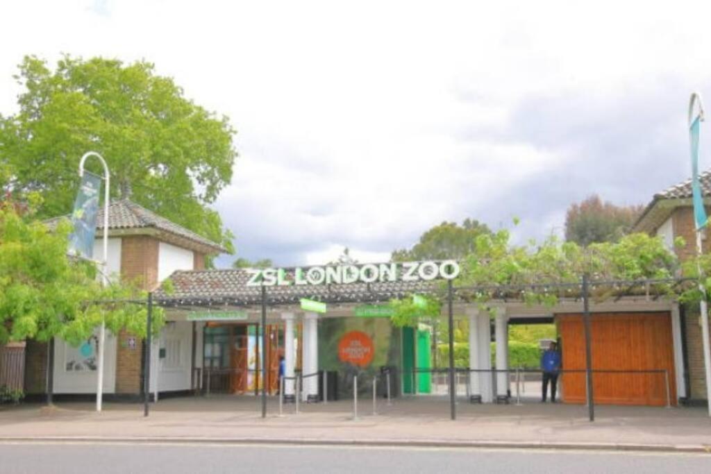 The Anson Hotel - Conveniently Located Sweet Space Near Transportation Stations Londres Exterior foto