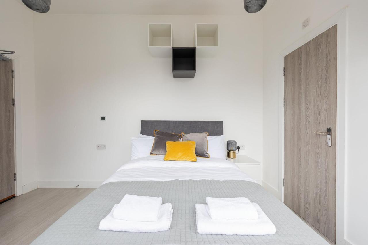 The Anson Hotel - Conveniently Located Sweet Space Near Transportation Stations Londres Exterior foto